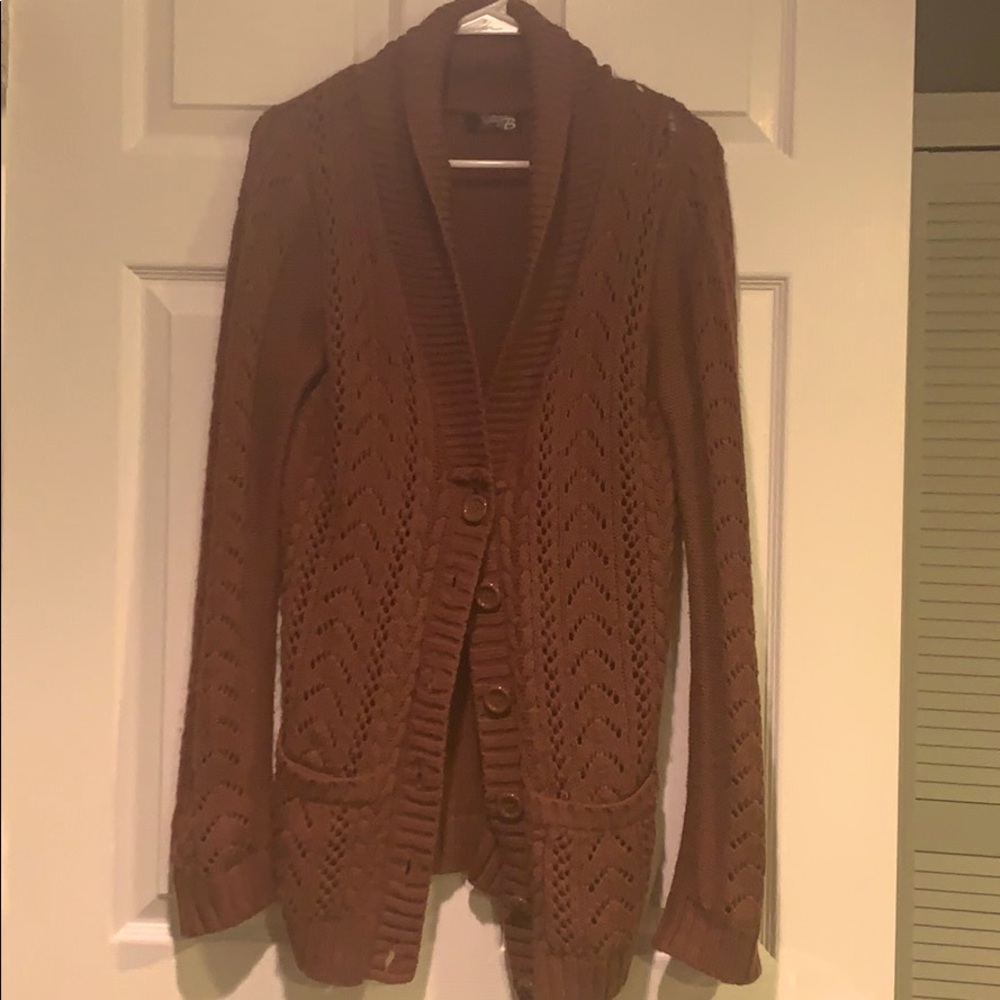 Brown librarian sweater sz L (Mak B)
